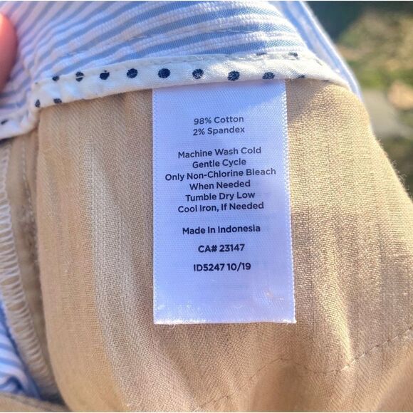 Talbots Perfect Crop Blue Seersucker Stretch Crop Pants - Picture 8 of 8